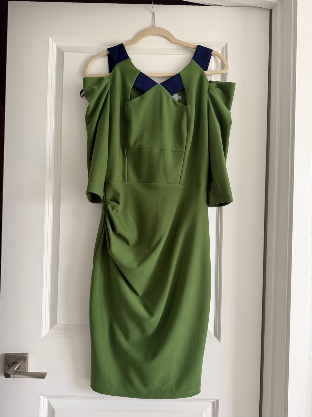 Green One-Shoulder Cold-Shoulder Dress with Navy Trim